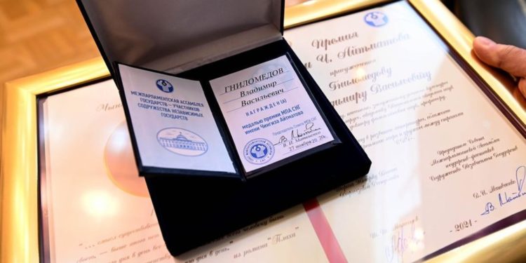 КМШнын Чыңгыз Айтматов атындагы сыйлыгы беларусь адабиятчысына ыйгарылды