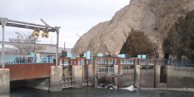 Тышкы иштер министрлиги: «Головной» суу бөлүштүрүүчү жайы Кыргызстанга таандык»