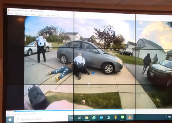 АКШда полиция кызматкери 16 жаштагы кызды атып салды (видео)