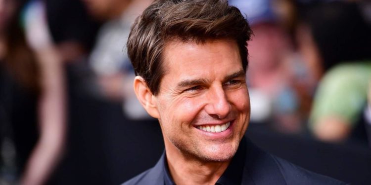 Том Круз жаңы мамилесин ачыктады