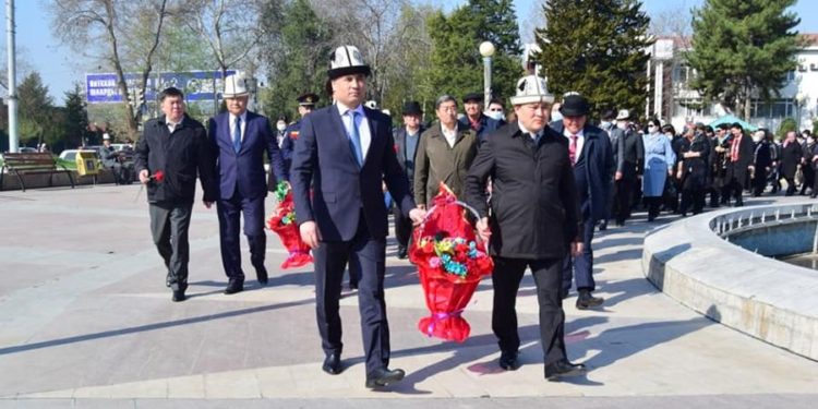 Жалал-Абадда 7-апрелде курман болгондор эскерилди