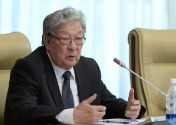 Жазуучу Бексултан Жакиевдин коронавирустан каза болгону айтылууда