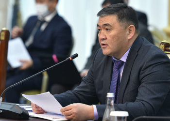 Камчыбек Ташиев элдин нааразычылыгынан улам Ташкентке дагы бир жолу барып келерин убадалады