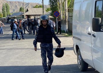 «30 жаштагы Кыргыз жаранынын көзүнө ок тийген». Кыргыз-тажик чек арасындагы бүгүнкү кырдаал