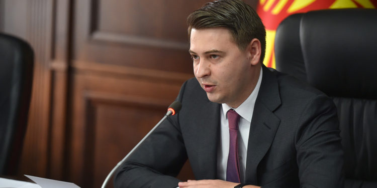 Үчүнчү толкунга даярдык. Жеке лабораторияларда ПЦР-тесттин, КТ жана R-графия тейлөөсүнүн баасы арзандатылат