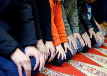 Бишкекте жума намаз, мечиттердеги ифтар жана дааваттарды токтотуп туруу сунушталды