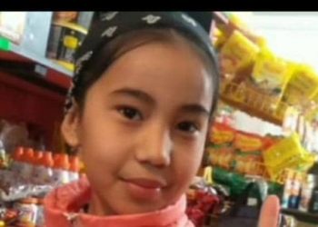 Баткендеги жаңжалдын кесепетинен каза болгон Мадина Рахматжанованын сөөгү жерге берилди