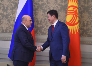 Улукбек Марипов Михаил Мишустинди күзүндө Бишкекке келип кетүүгө чакырды