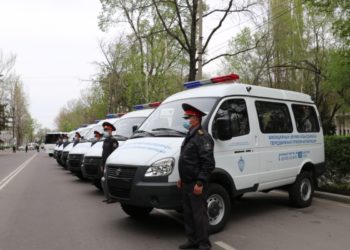 ЕККУ Ички иштер министрлигине 6 автоунаа тапшырды. Унаалар кайсы РИИБдерге берилди?