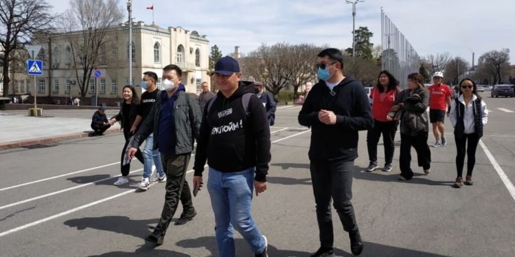 Бишкекте «Мыйзамдуулук үчүн» жөө жүрүшүнүн акыркы иш-чарасы өттү