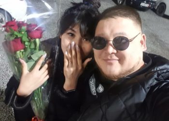 Ырчы Марс «шаардык кызын» тапты, жакында той