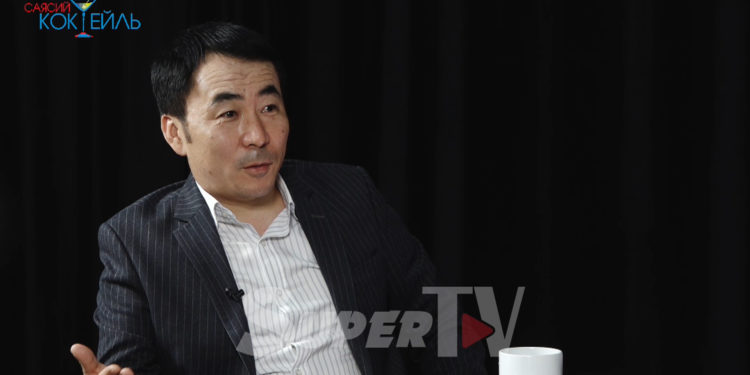 Мээрбек Мискенбаев: «Бакиевдин убагында жашоого да, ойлонууга да мүмкүнчүлүк жок калган»