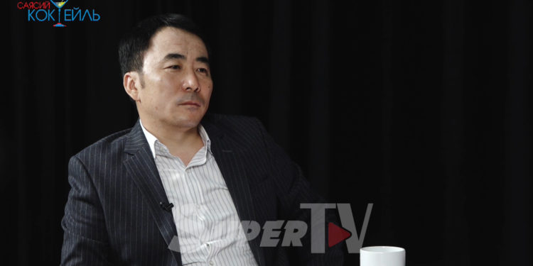 Мээрбек Мискебаев: «Кайсы гана бийлик келбесин 7-апрелден сабак алышы керек. Жээнбеков сабак алган жок»