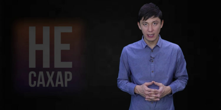 Нарында блогер Эрулан Көкүловду колдогон акция өттү