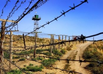 «Ок чыгаруу болгон». УКМКнын Чек ара кызматы кыргыз-тажик чек арасы тууралуу үн катты