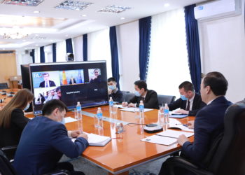 Руслан Казакбаев Бириккен Улуттардын Азык-түлүк жана айыл чарба уюмунун өкүлү менен жолукту