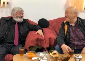 Күмөндөр Абылов тасмага тартылуу үчүн сакал койду