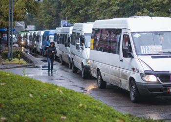 «Маселе каралууда». Мэрия маршруттук такси айдоочуларын чагымчылдыкка алдырбоого чакырды