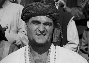 «Белое солнце пустыни» тасмасынын жылдызы Кахи Кавсадзе коронавирустан көз жумду