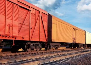 «Кыргыз темир жолу» жүктөрдүн бардык түрүн ташууну 10 пайызга арзандатты