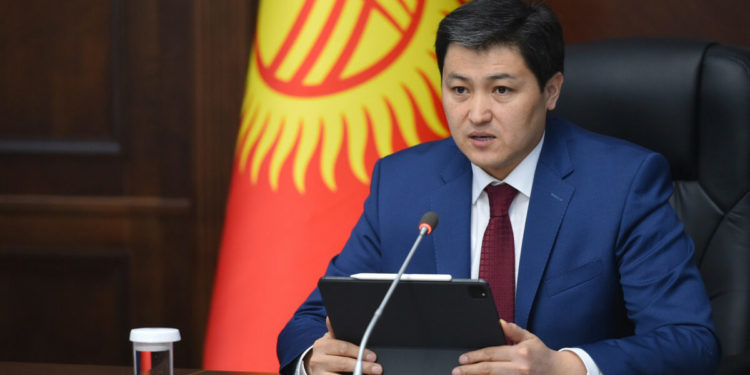 Улукбек Марипов жол эрежесин бузгандар үчүн айып пулду азайтууну тапшырды