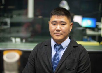 Министрлер кабинетинин төрагасынын орун басары кантип колго түштү? (видео)