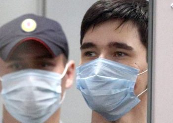 Татарстандагы мектепте ок чыгарууга шектелген жигит 2 айга камакка алынды