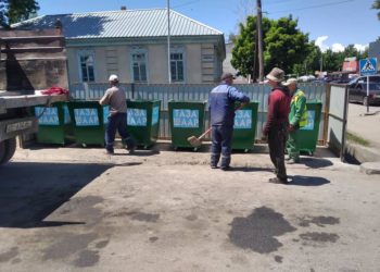 Григорьевка айыл өкмөтүндө таштанды үчүн орнотулган 18 контейнер уурдалды