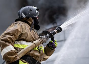 Бишкекте «Центр плова» кафесинен өрт чыкты