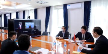 Тышкы иштер министри видеочалуу аркылуу ЕККУнун башчысы менен сүйлөштү