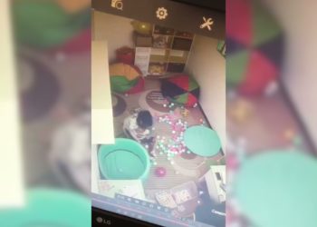 Милиция аутизм менен жабыркаган баланын сабалышы боюнча териштирүү иштерин баштады (видео)