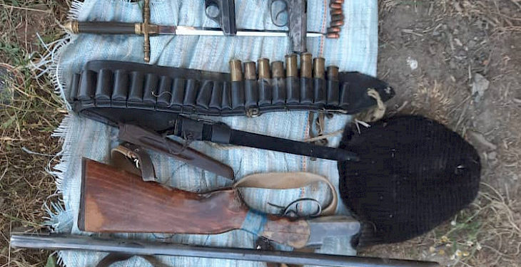 Панфилов айылындагы кароосуз калган үйдөн курал-жарактар табылды