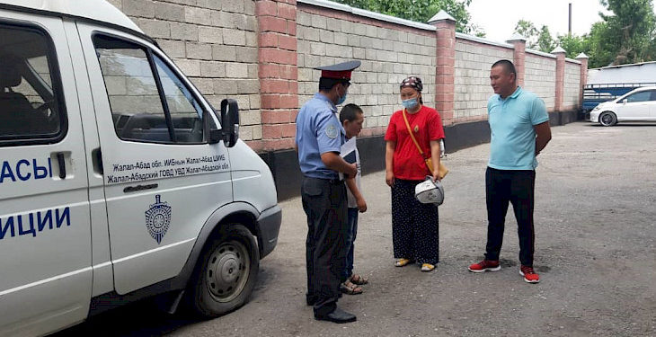 Жалал-Абадда 4 күндөн бери дайынсыз болуп жаткан 13 жаштагы бала табылды (сүрөт)