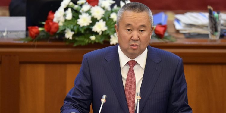 Мамашова: «Ата-Мекен» фракциясы Нышановго ишенбөөчүлүк көрсөттү»