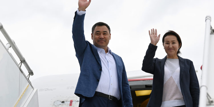 Ханайым коштогон биринчи сапар… Президенттин Түркияга барган сапарынан кызыктуу көз ирмемдер