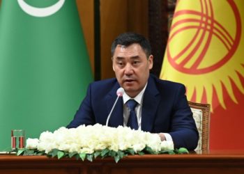 Садыр Жапаровдун Түркмөнстанга болгон расмий сапары жыйынтыкталып, Тажикстанга жөнөп кетти