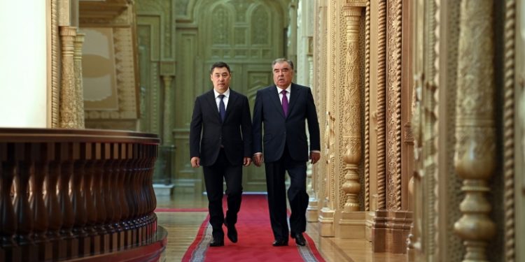 Садыр Жапаров: «Эки тарап тең чек арадагы куралдуу кагылышуунун кайталанышына жол бербеши керек»