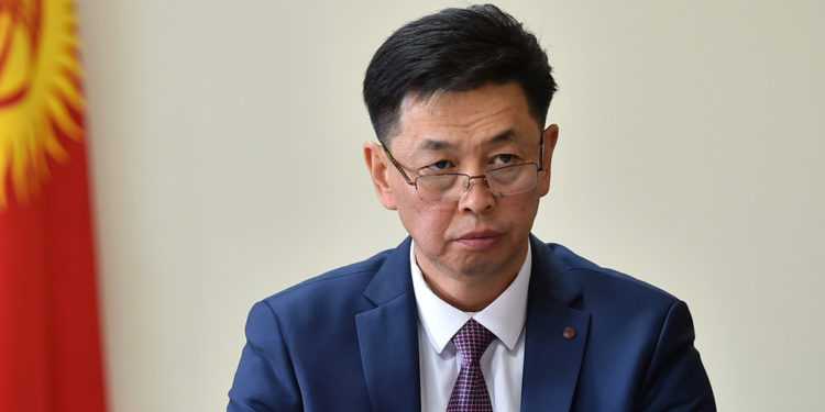 Медербек Сатыев президенттин администрациясынын жетекчисинин биринчи орун басары кызматынан бошотулду