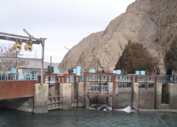 Тажик ЖМКлары: «Головной» аймагынан суу график менен берилет»