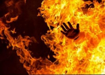 Орусияда адамды бензин менен тирүүлөй өрттөп жиберген аял 19 жылдан кийин кармалды