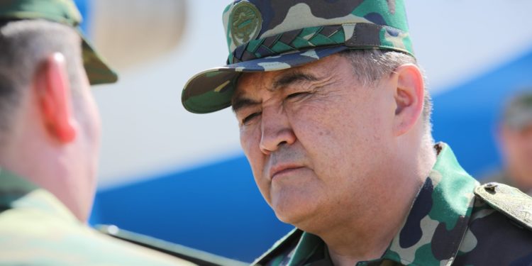 Камчыбек Ташиев: «Тажиктер такталбаган жерге кирип, өздөштүрүүгө аракет кылып жатышат» (видео)