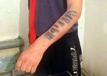 «Ур-токмокко алып, телефонун тартып алышкан». Таласта милиция кызматкерлерин кыйноого шектеп жатышат