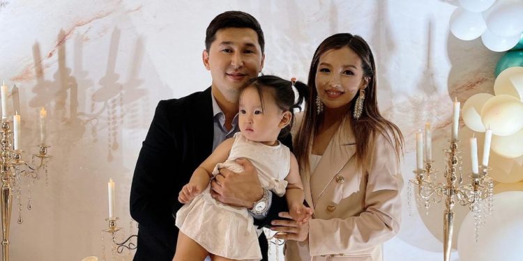 Аваз Акимов менен Айдана Дека кыздуу боло турганын ачыкташты