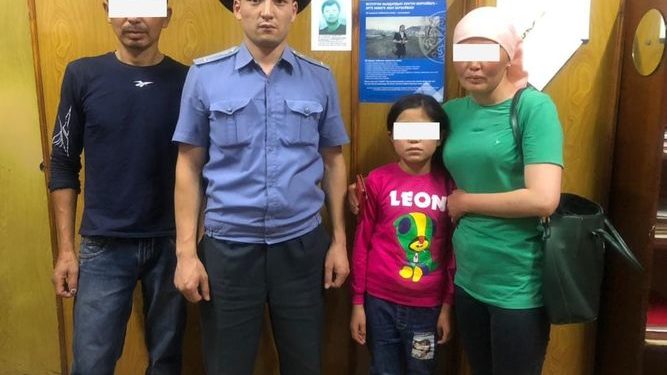 Нарындан жоголгон 11 жаштагы кыз Бишкектен табылды