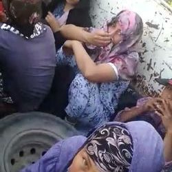 Лейлекте тургундар тарабынан Тажикстандан келген аялдардын тобу кармалды (видео)