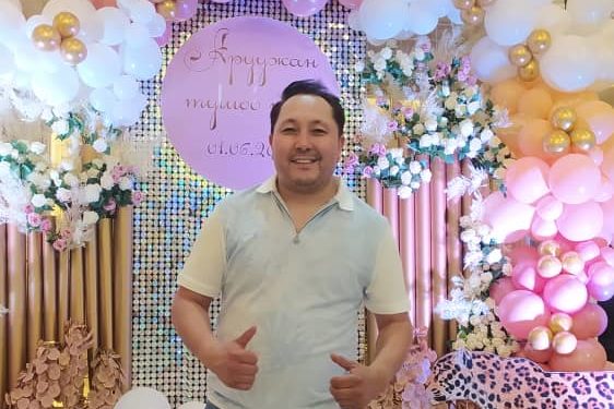 Съездбек Искеналиев кызына тушоо той берди