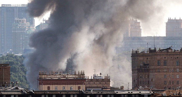 Москвада жардыргыч заттарды сактоочу кампа күйүп кетти (видео)