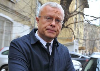 Орусиялык миллионер Александр Лебедев Кумтөргө барды