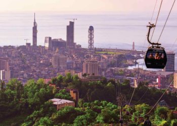 Эми Бишкектен Батумиге түз учса болот