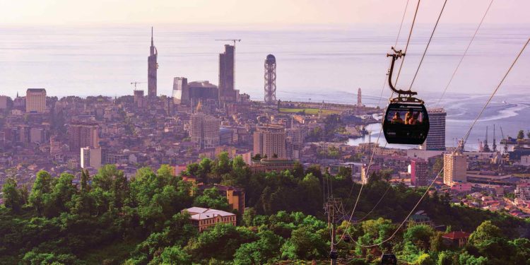 Эми Бишкектен Батумиге түз учса болот